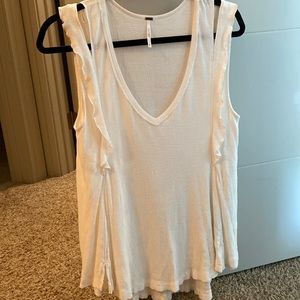 FREE PEOPLE white top. Small